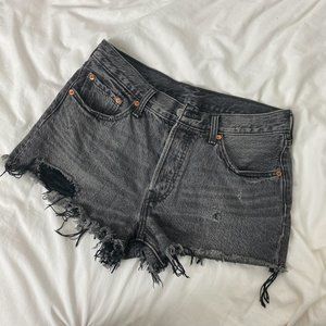 Levi's 501 Mid-rise shorts in Slashed Black (Grey)